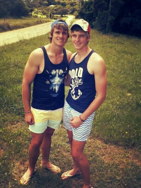 Bash_5's profile picture. To become a great leader you must learn to follow.