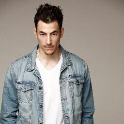 JulienSungs's profile picture. SunGs