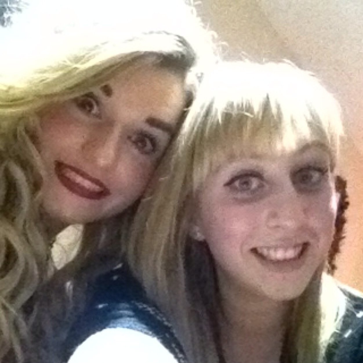 Katie followmeee!