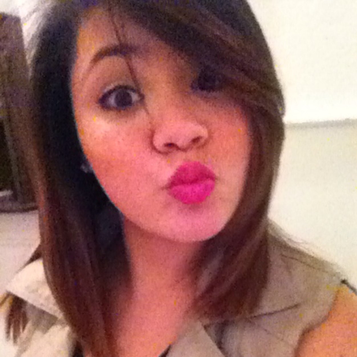 YazhnaValeriia's profile picture. Yashna Diana|20|College|thestates|Im worth it.❄️