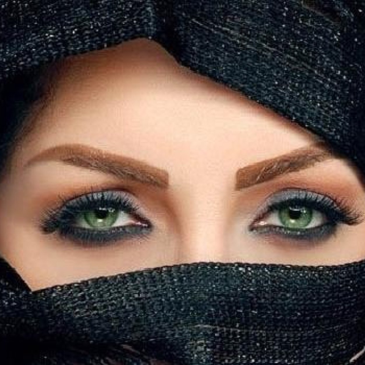 تضيفني أضيفك... تلغيني ألغيك... رتويت 24 ...
 تبادل 5/5...الخاص مهمل ..