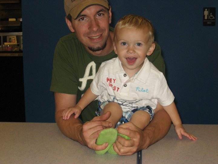 t_lucht's profile picture. 