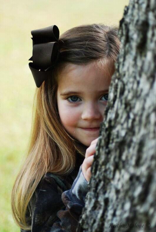 I'm 5 and I'm living on the streets... i just want a family #OUAT