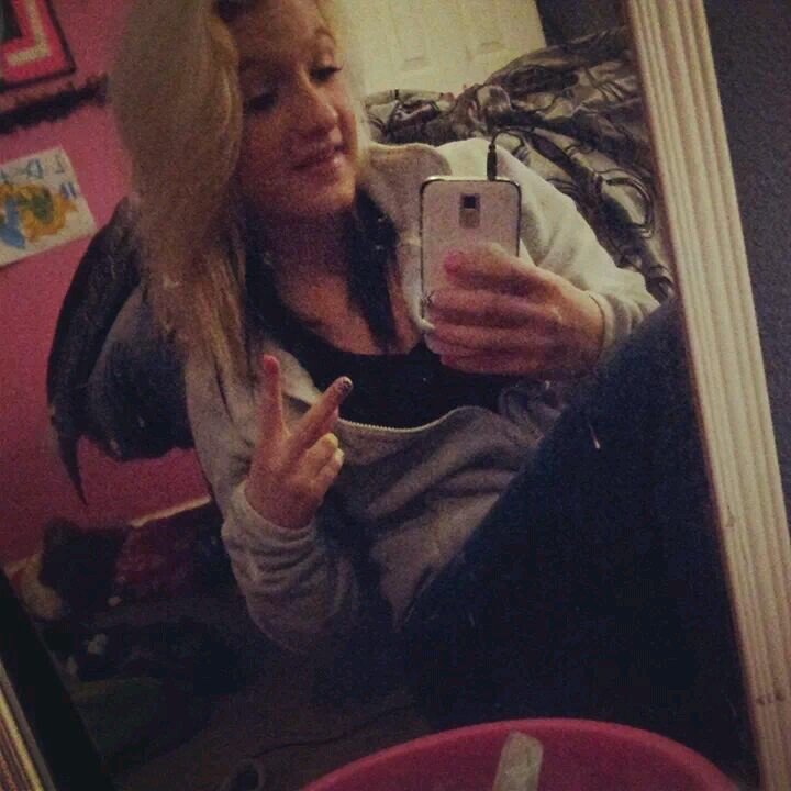 haileynicole224's profile picture. im hailey phillips,14 years younggg,go to festus,and crushinnn.♥♡