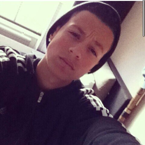 - @iikrullenboll minn krullenbol ≤33 @IVERiNAxo cutie.