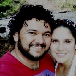 Eu trocaria todos os meus amanhãs, por um unico hoje ao seu lado meu amor :)