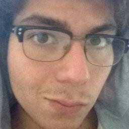 Versech_S's profile picture. Soñador :3, ñoño, intento de gamer(?), gordo :D