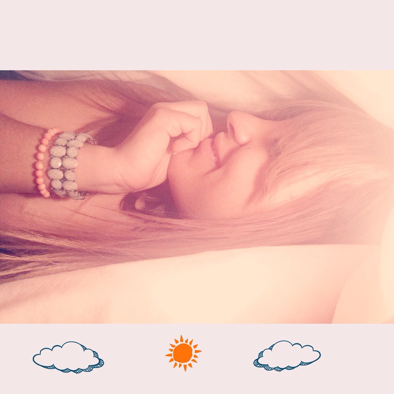 DreamPeh's profile picture. Atrévete a Vivir. 

A besos entiendo, a veces no.