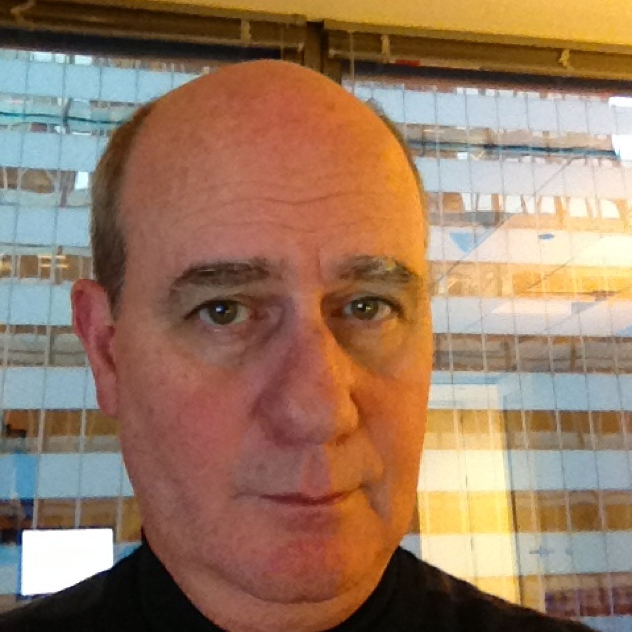 MikeMikeperry44's profile picture. 