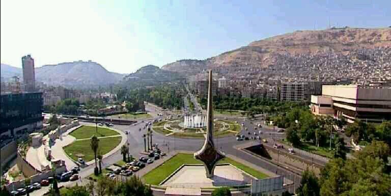 أكتب لأشحن الإبداع وأُفرغ الألم ،أتفاعل مع الأفكار لتبرق وتصقل جوهر المعنى#الهدف هو الحقيقة والغاية هي الجنة .لا حول ولا قوة إلا بالله