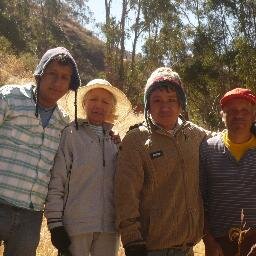 Soy una persona con decisión a lograr sus objetivos,pensando siempre en un futuro mejor,entusiasta,ambicioso,emprendedor y líder .