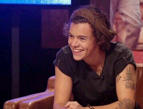 Things I love:  Harry, Louis, Harry & Louis, Green Bay Packers!!! Supernatural, 1D, Sheeran. Don't judge me! :)