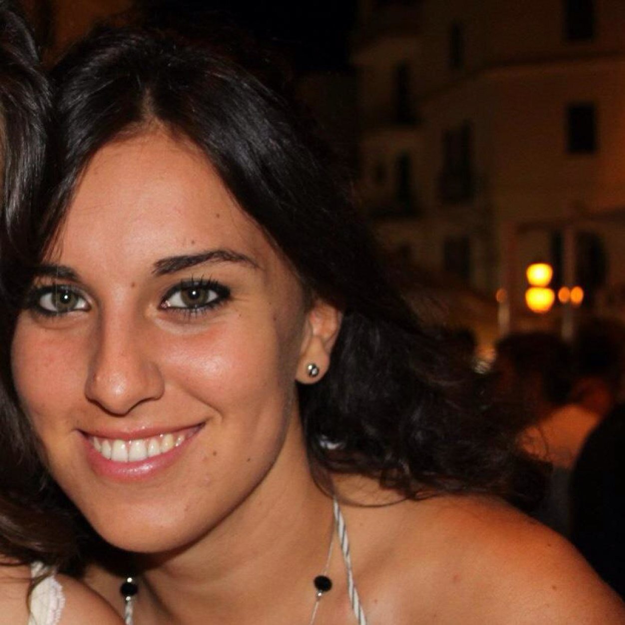 francescarosam's profile picture. Semplicemente io... Persa in quel mistero chiamato mondo ma comunque felice del mio caos :)