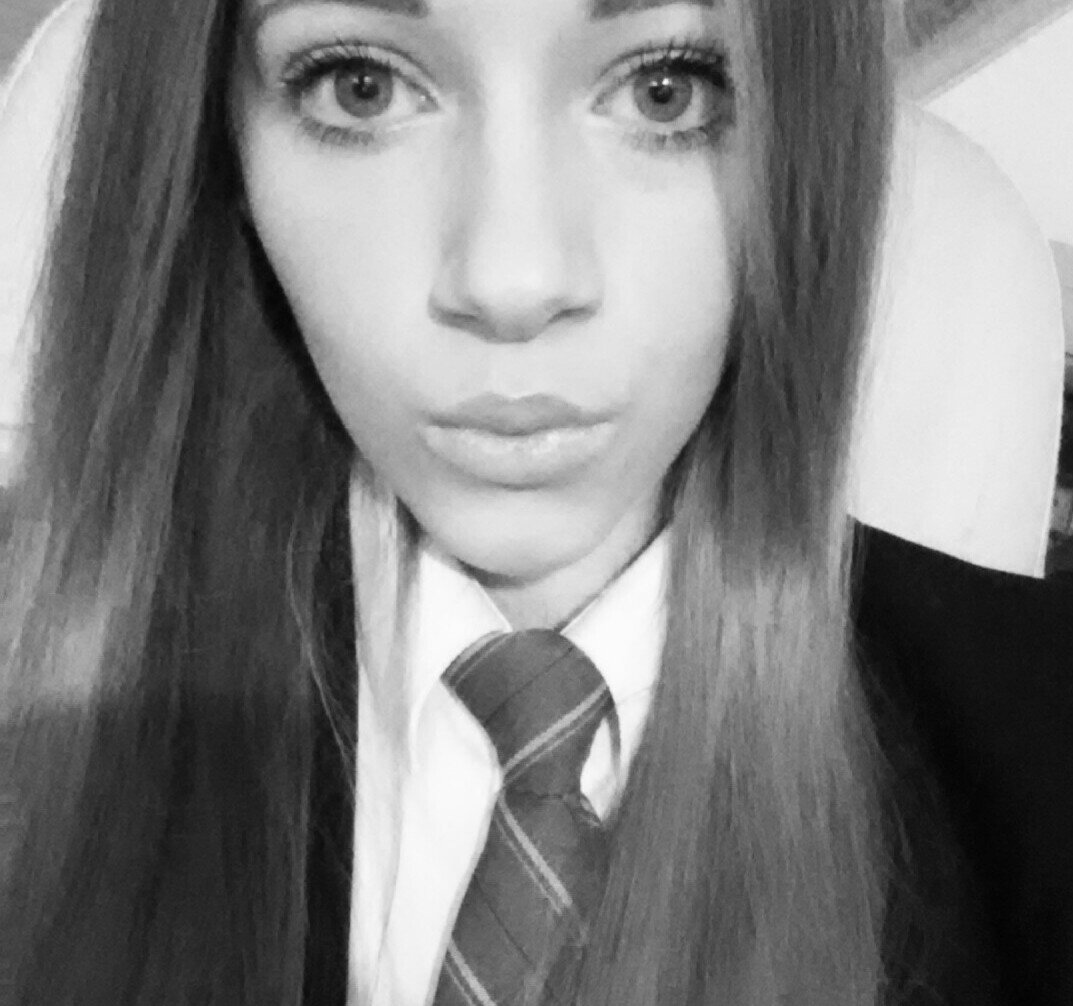 ISTANDABELIEBER's profile picture. my girls are my everything