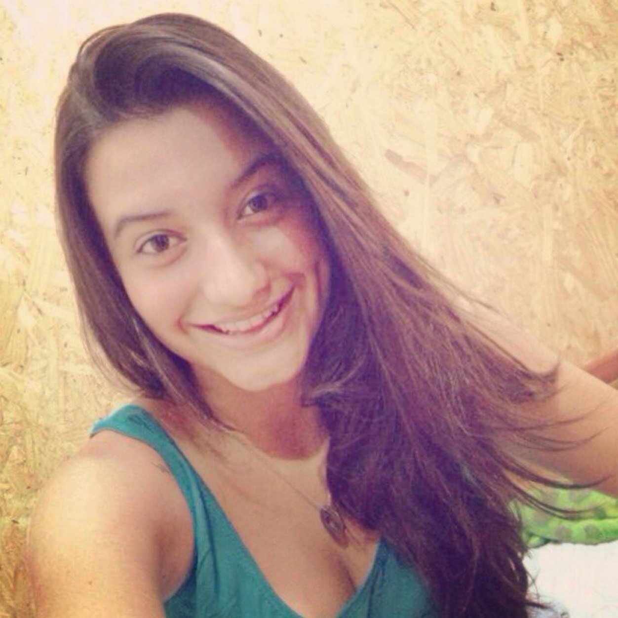 A vida é feita de atitudes nem sempre descentes, nao lhe julgam pela razao mas pelos seus antecedentes