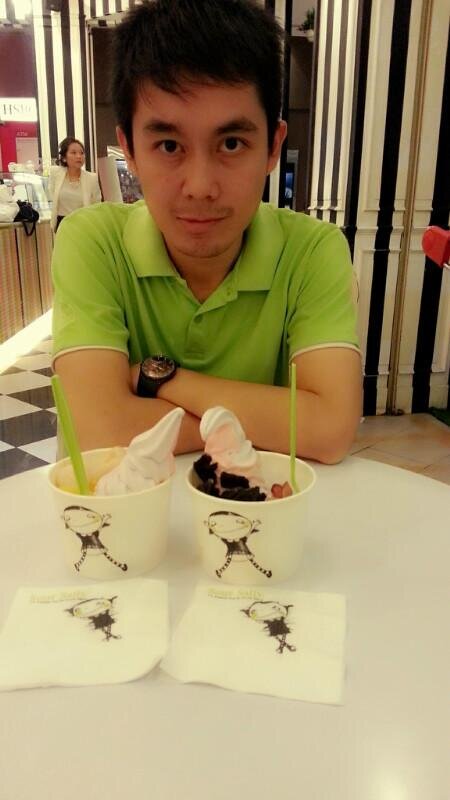 agrie_official's profile picture. New acc twitter | Mark 10:27 
#GloryGloryManchesterUnited