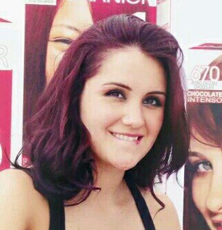 Amadrinhada por @BlancaIreriES ! Não se deixem levar pelas aparências, porque o que mais importa é o que levamos no coração. - María since: 18/11/11