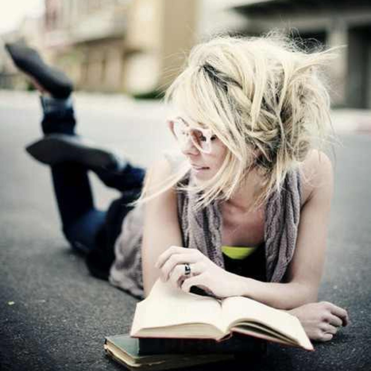 _Girls__Life_'s profile picture. Average everyday teenager running an average everyday twitter.
~Passion~