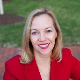 Strategic Comms & Content Strategist. Media, crisis and issues management professor. Enjoy H2O sports, cycling and cooking. My tweets are my own.