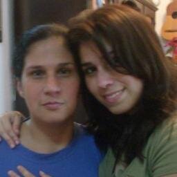 La Tita Nena y Orgullosa mama de una maravillosa Ingeniero