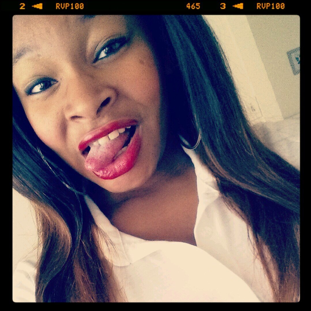 I am a sinner
Who's probably gonna sin again
Lord forgive me
Lord forgive me
Things I don't understand
Sometimes I need to be alone BitchDontKillMyVibe ^_^