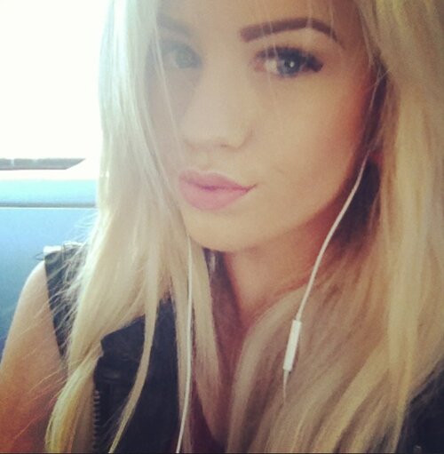 EileenJessett's profile picture. I could kiss your lips everyday.