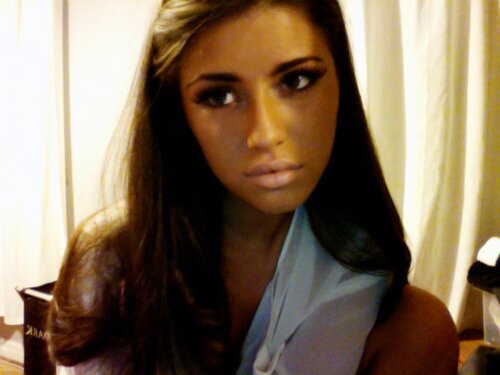 WallisJacocks's profile picture. Love doesn't lie, people do. Love doesn't leave, people do. Love won't hurt you, people will.