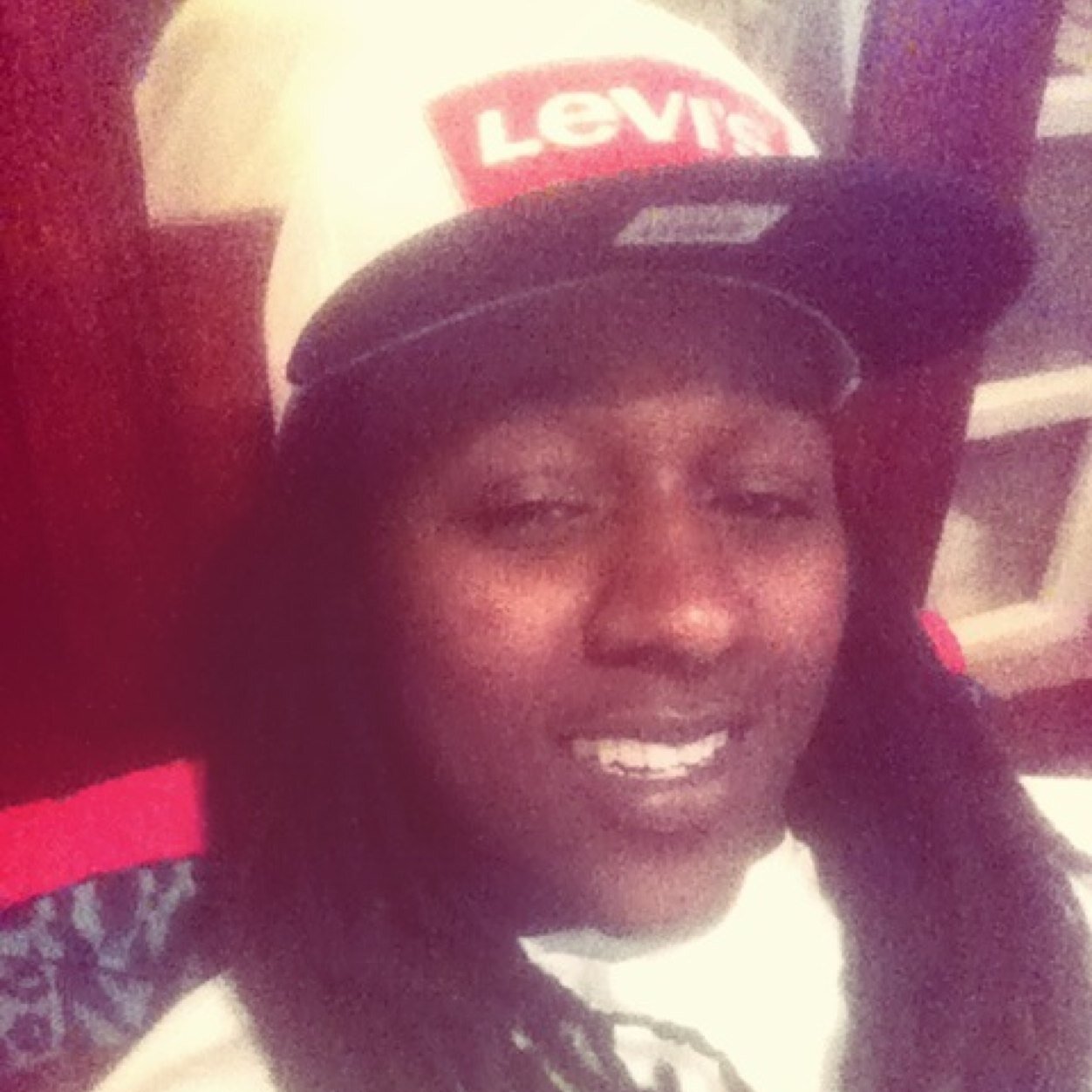 kellythomas679's profile picture. Need ah good woman on mi team if dat u den hit the box up