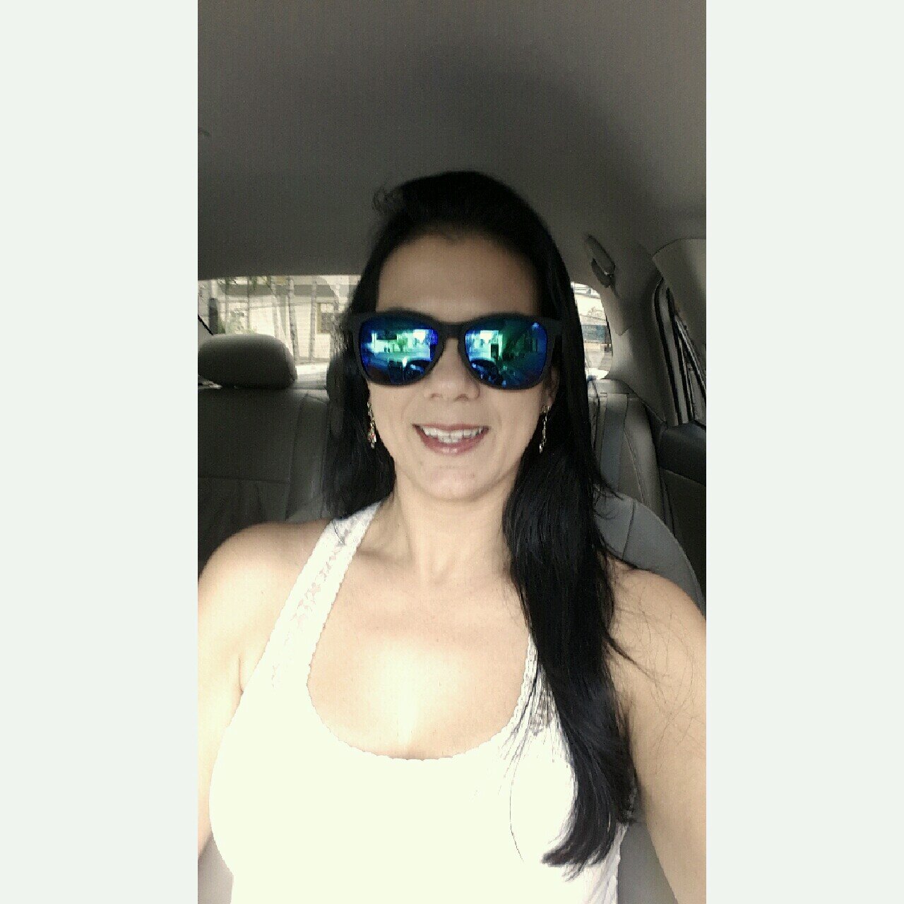 oropezame's profile picture. Maracayera, Emprendedora madre de 3, felizmente casada, dancer y amante de los ejercicios