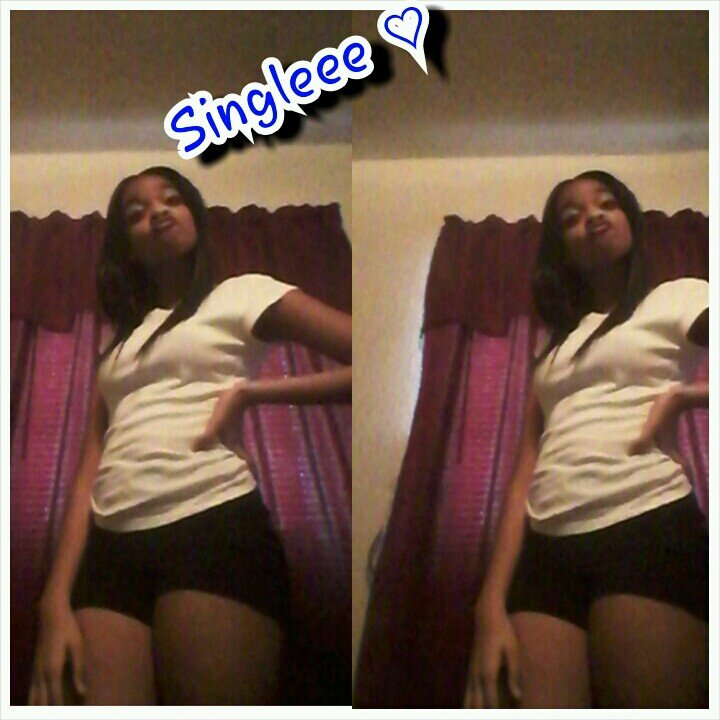 Neecy.... Thatss Me . Im dancer , and future model in lifee , born hooper !! yesss sirrr