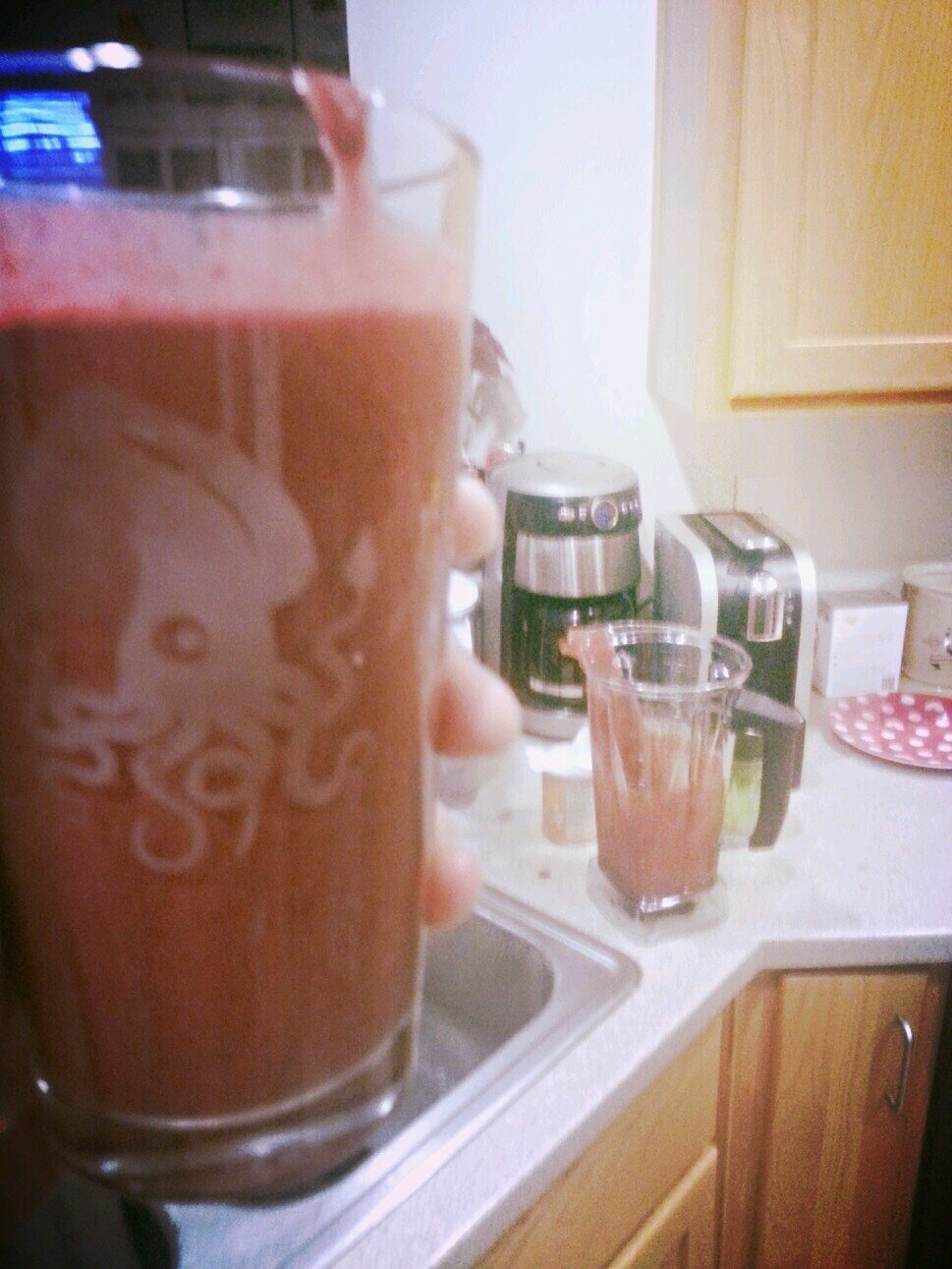 sigszilla's profile picture. Does this seem real to anyone else?