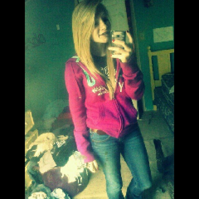 ForeverAvailble's profile picture. 