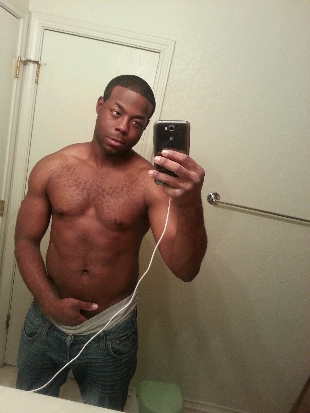 Let me taste your honeypot, Suck on your juices mami. Make you cum hard in my mouth and swallow you whole