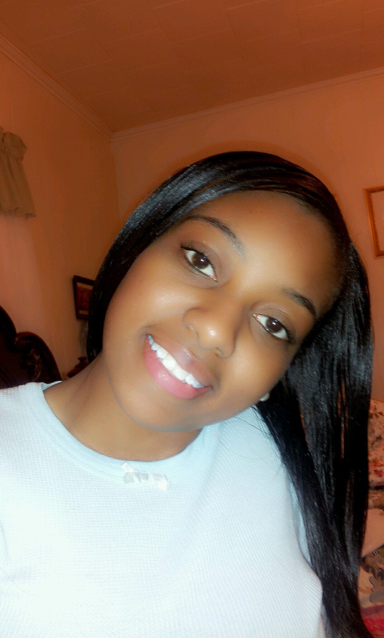 Smart, Sweet, Short...What more could you ask for.?? Go ahead and follow me :)  #God1st  #2015
http://t.co/IN8zkpBE1A