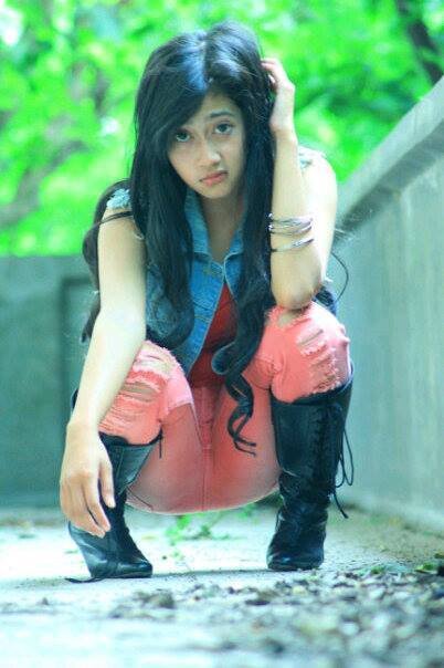 RharaMilla's profile picture. aku pernah memperjuangkan orang yang salah