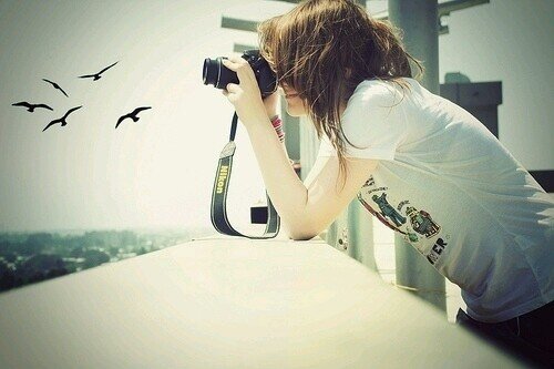 LA VIDA ES  ASI,,,,,,,,,,,,,,,,,SIMPLE,,,,,,,,,,,,,,,VIVELA COMO QUIERAS.