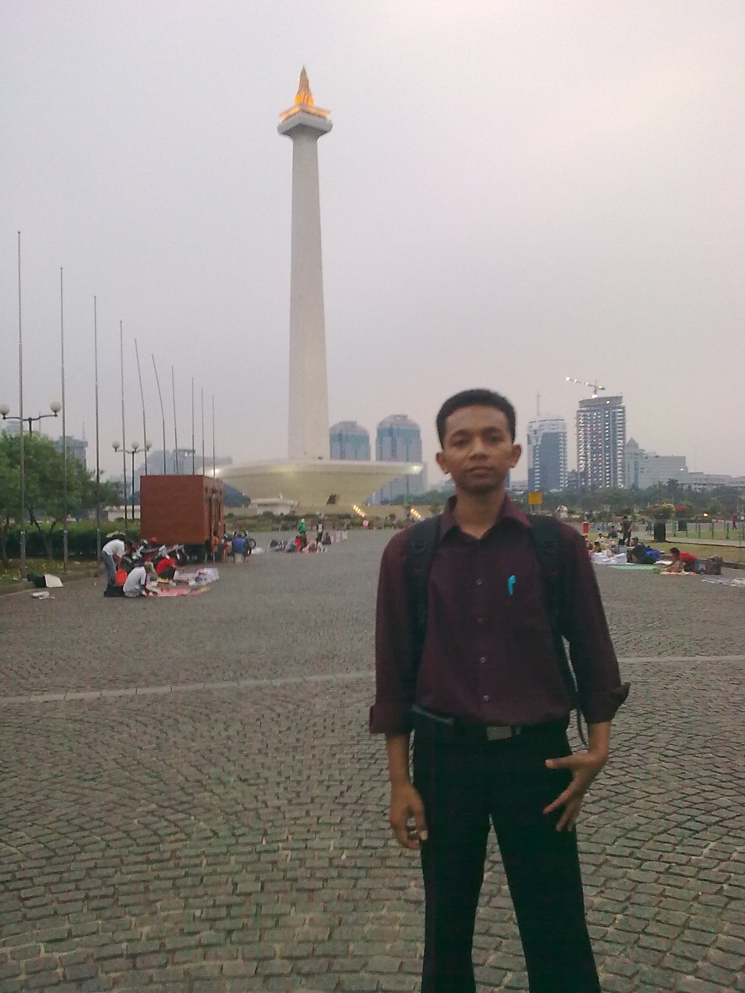 AlifAzharuddin's profile picture. Akun twitter