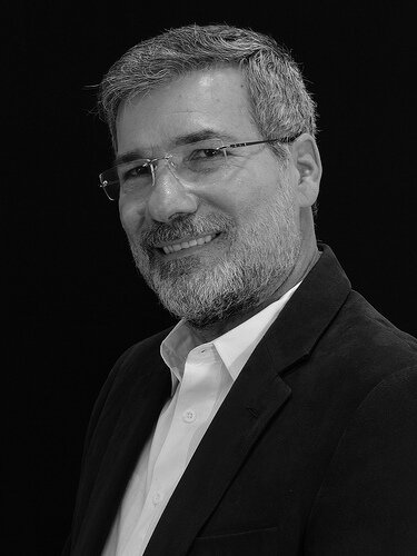 AdmirSerrano's profile picture. Author, researcher, lecturer of paranormal phenomena, out-of-body experiences (OBEs), near-death experiences (NDEs), deathbed visions (DBVs), reincarnation