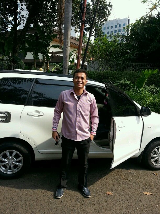 riconuels's profile picture. 