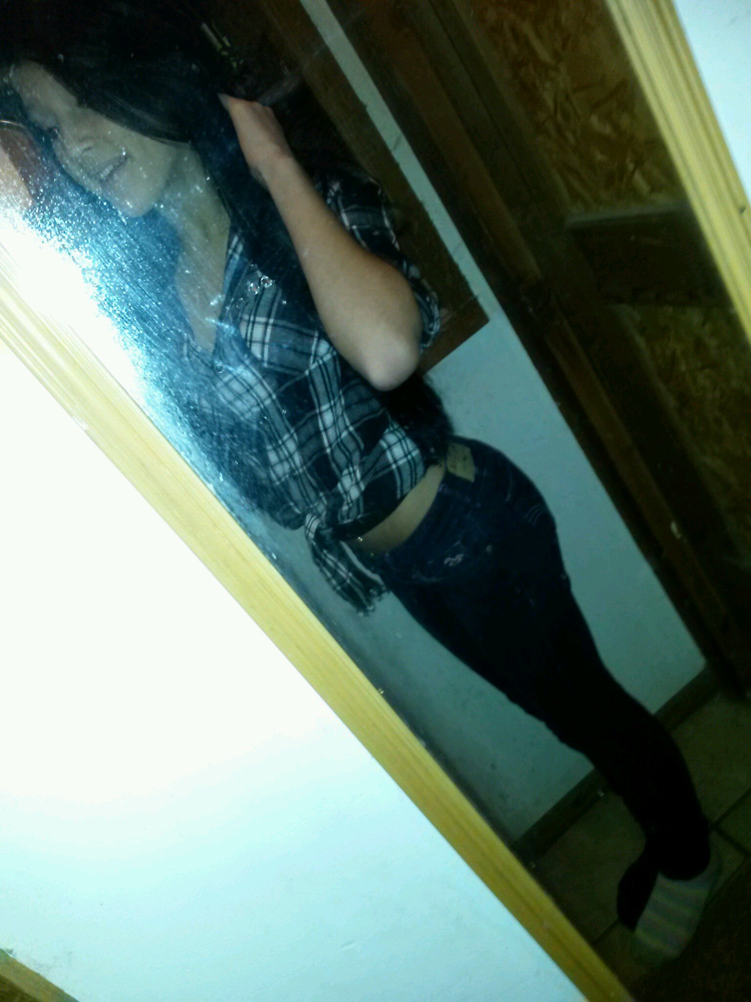 bubblebutt399's profile picture. remever that life is full of ups and downs, and without downs, the ups would mean nothing. ♡