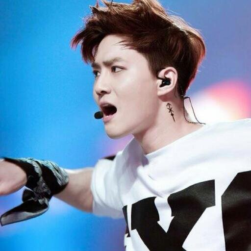 holang kismin jauhjauh,takut gua ketularan/?