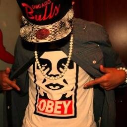 Like my fanspage ---- http://t.co/5Zd2gAh7Jp ----
