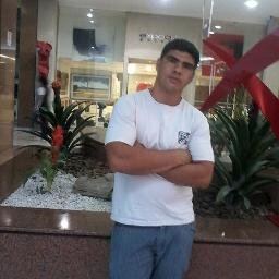 Amar é permitir que alguém possa te destruir. E confiar que isso não vai acontecer.