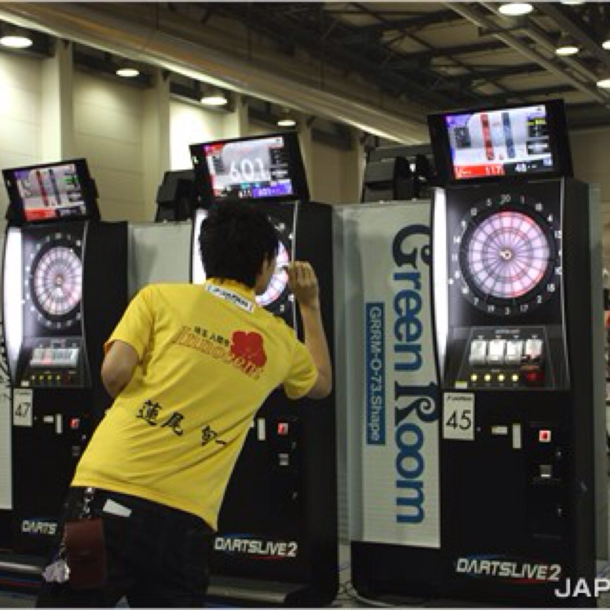 wtfchj's profile picture. 熊本出身/早稲田大学/陸同/走高跳/ダーツ/遊酔/TDC/はすくん/ 2013-2016年までダーツのプロとして活動していました。