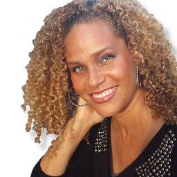 inspirationologist * divine connector * big sister stories to lift you up to your infinite potential. speaker * author * coach