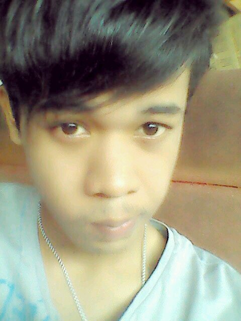 Add my wechat ID-Lenxia360 :p    and follow my instag - iskandar77