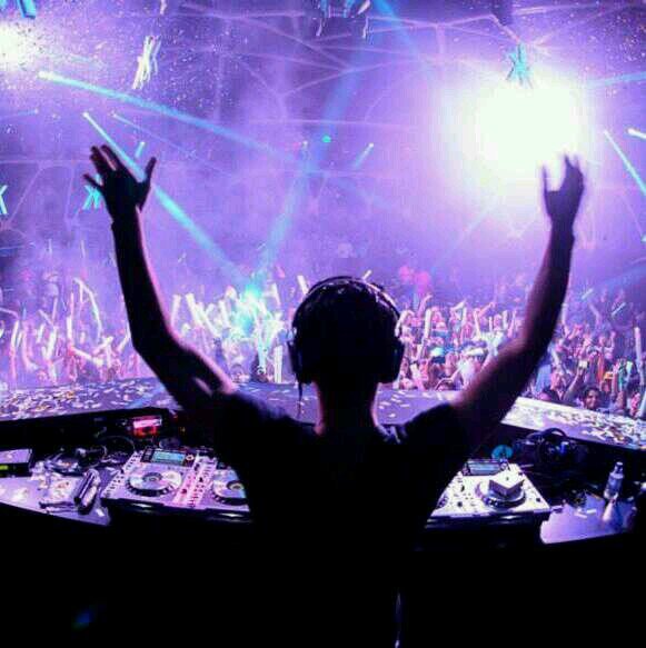 superthash's profile picture. вαѕє∂ ση α тяυє ѕтσяу ™ ッ