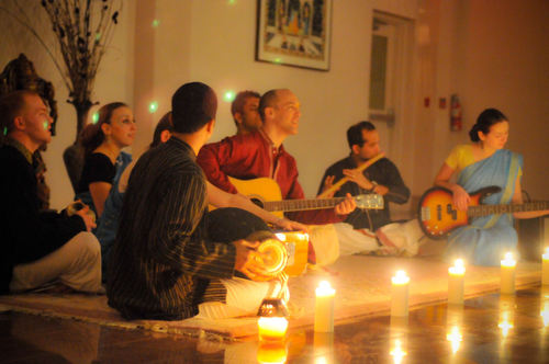 Gaura-Shakti is a Toronto-based kirtan yoga group with experienced musicians from all around the world, invoking ancient chants and using beautiful instruments.