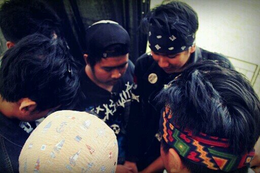 A Bamboo/Raw-punk band based out of Bandung,Indonesia — est. 2011. Contact: +6289656193669