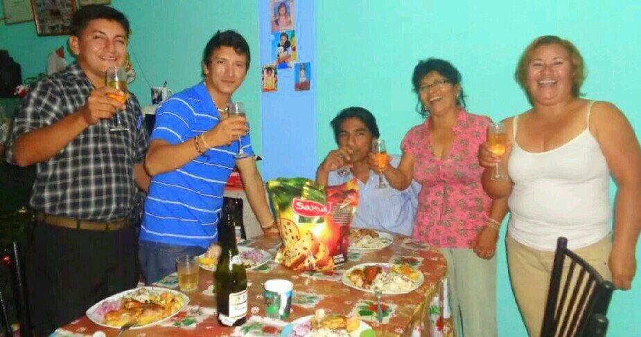 Diseñador, Camarógrafo, Editor y Técnico en Computación & Informática